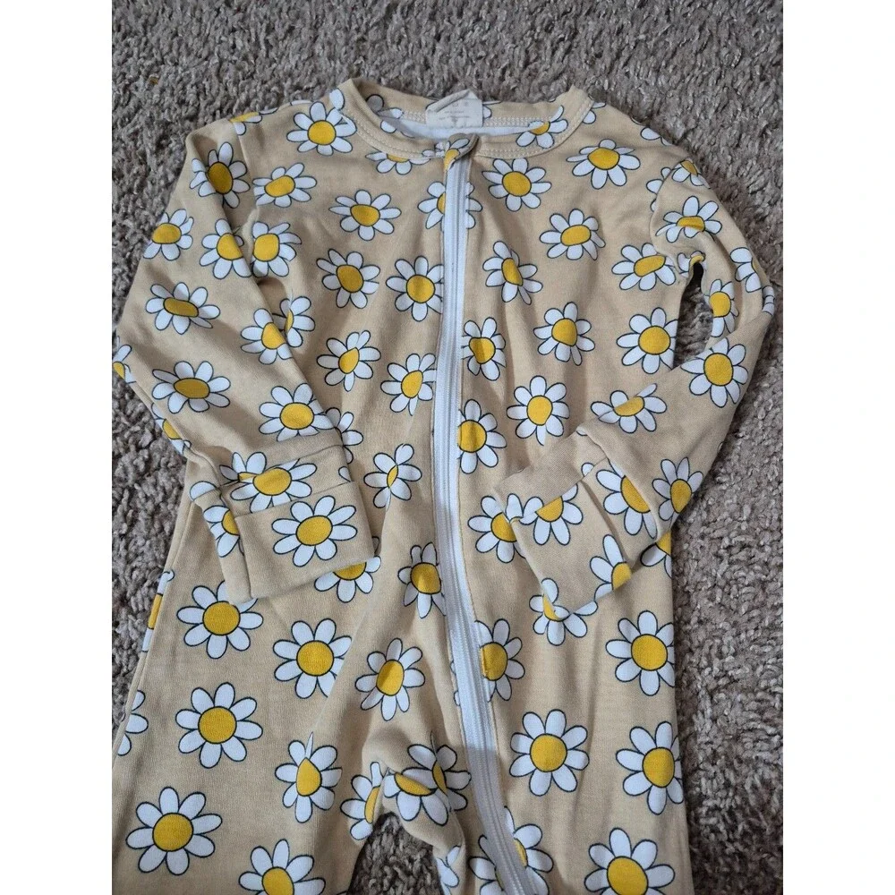 Siix baby floral sleeper size 18-24 months